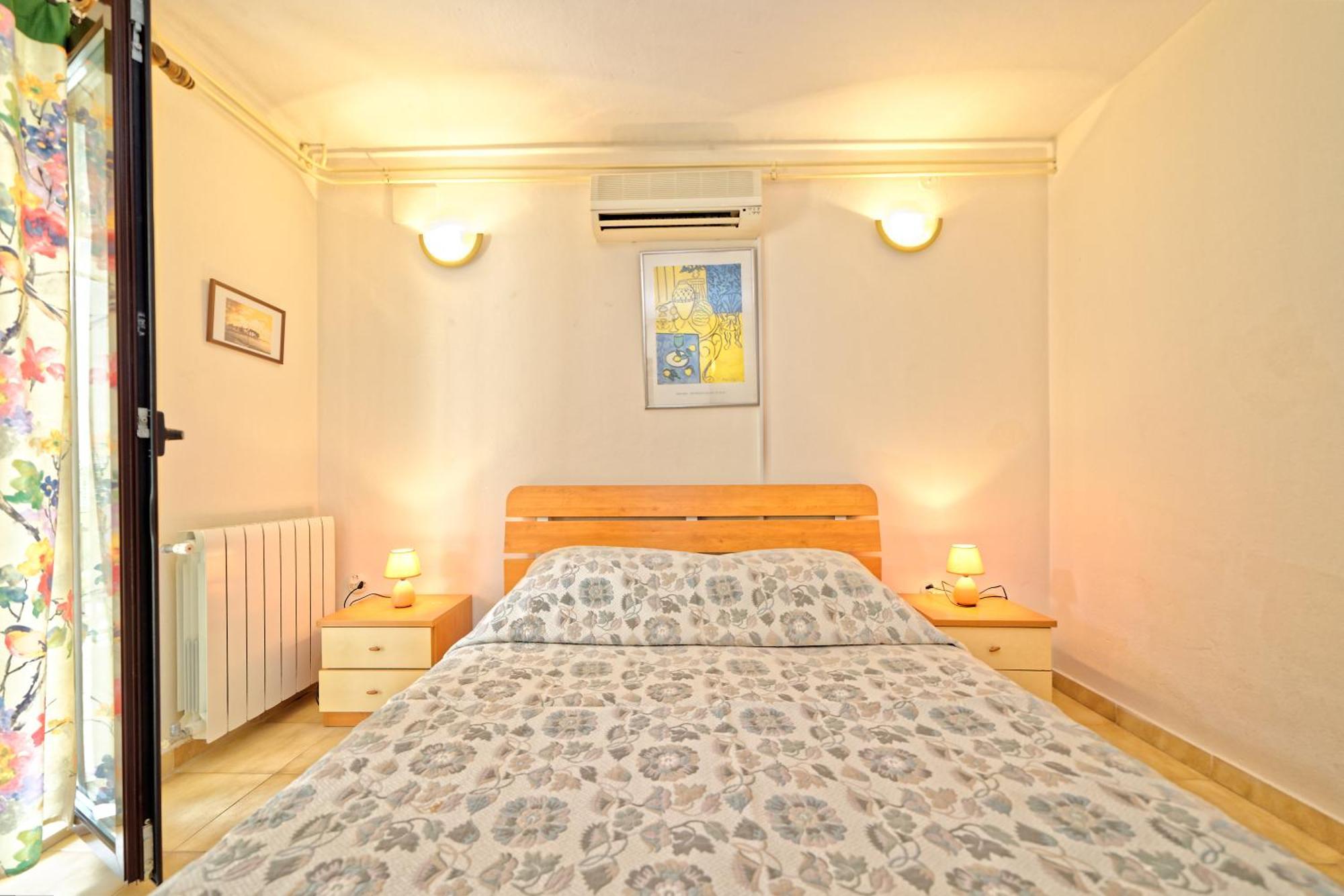 Guest House Jolanda เมดูลิน ภายนอก รูปภาพ