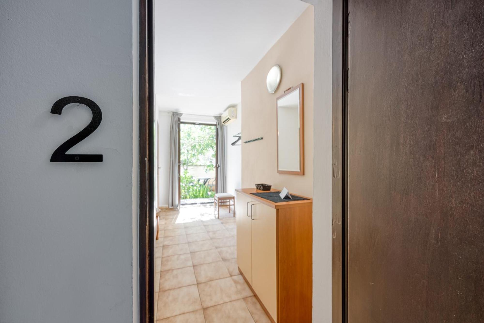 Guest House Jolanda เมดูลิน ห้อง รูปภาพ